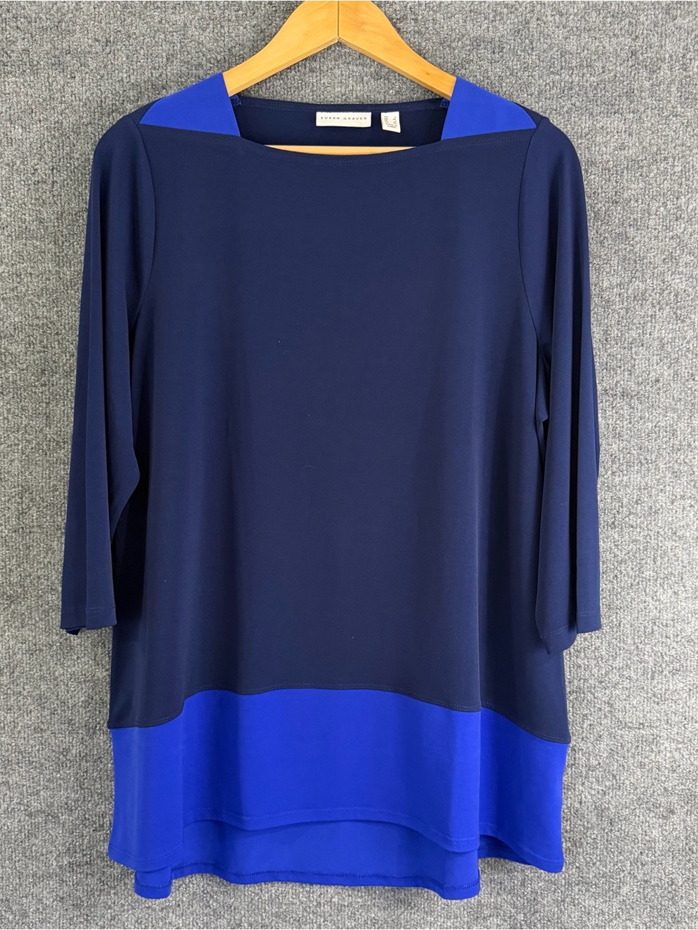 Susan Graver Womens Liquid Knit Color Block Top Size Large Blue 3/4 Sleeve